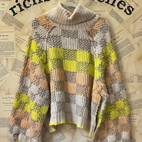 Free People Check Me Out Pullover Sweater Thick Texture Turtleneck Tan Yellow - Picture 8 of 8